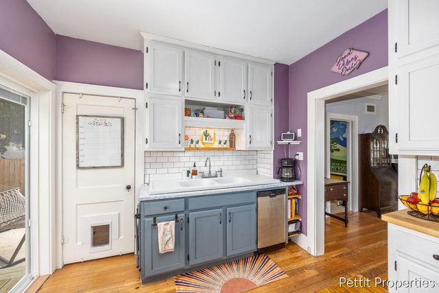 3897 Grand Street, Grandville, MI 49418