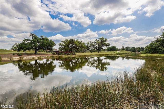 2937 Heritage Pines DR, Fort Myers, FL 33905