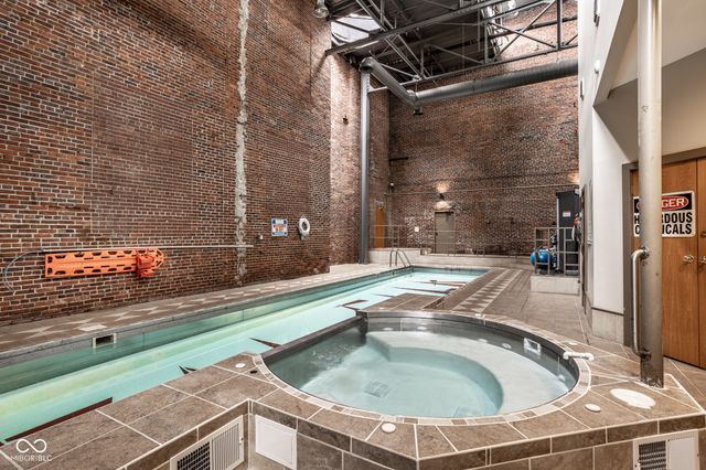 611 N Park Avenue 311, Indianapolis, IN 46204