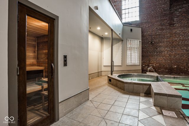 611 N Park Avenue 311, Indianapolis, IN 46204