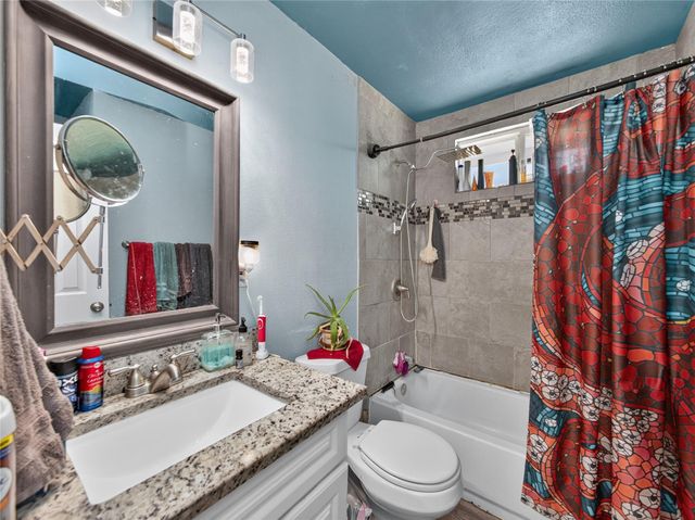 1104 S Boundary ST, Burnet, TX 78611