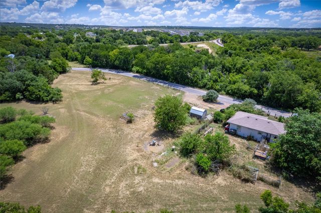 1104 S Boundary ST, Burnet, TX 78611