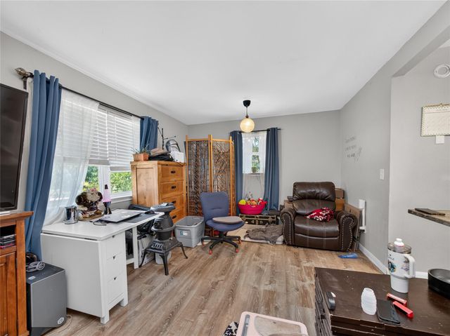 1104 S Boundary ST, Burnet, TX 78611