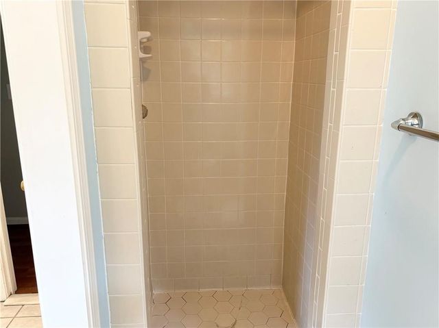 2971 Brookside Run, Snellville, GA 30078