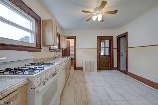 24 Brook St, Springfield Twp., NJ 07081