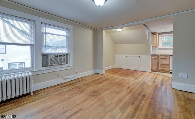 24 Brook St, Springfield Twp., NJ 07081