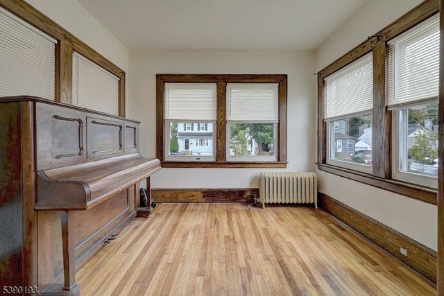 24 Brook St, Springfield Twp., NJ 07081