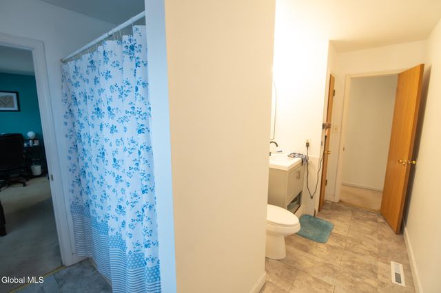 17 Primrose Avenue, Moreau, NY 12803