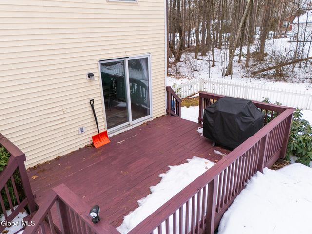 17 Primrose Avenue, Moreau, NY 12803