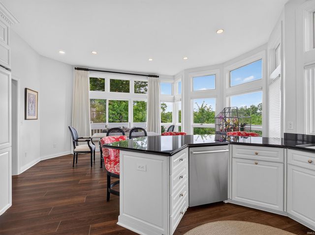 2330 Turnberry Lane, Fort Wayne, IN 46814