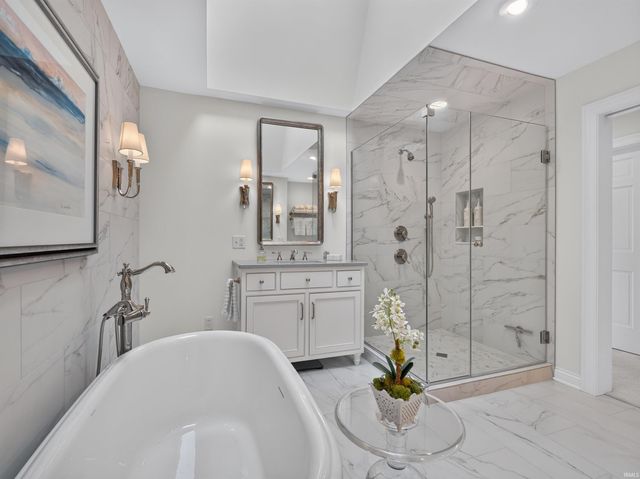 2330 Turnberry Lane, Fort Wayne, IN 46814