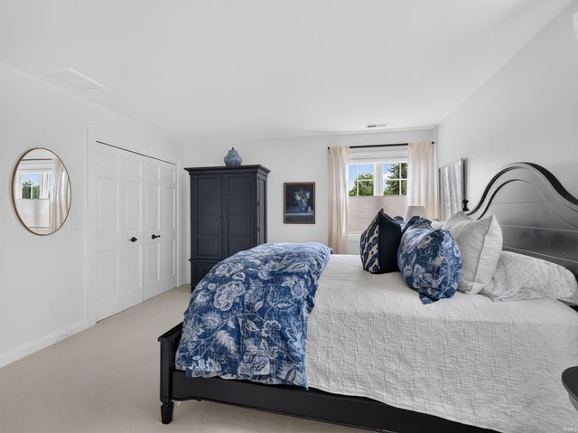 2330 Turnberry Lane, Fort Wayne, IN 46814