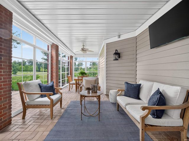 2330 Turnberry Lane, Fort Wayne, IN 46814