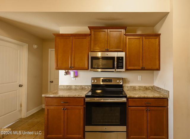 7693 W Woodridge Drive, Southaven, MS 38672