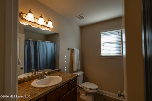 7693 W Woodridge Drive, Southaven, MS 38672