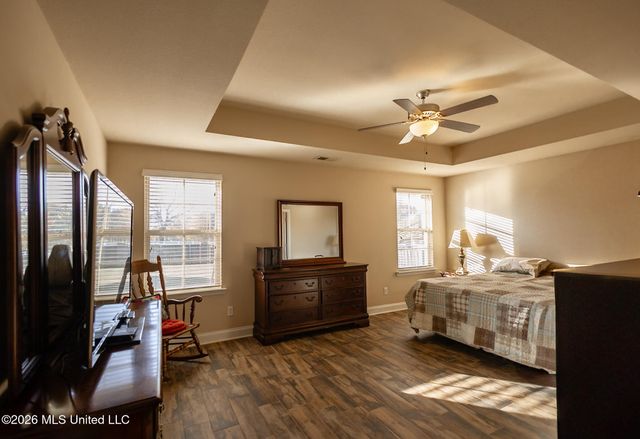 7693 W Woodridge Drive, Southaven, MS 38672