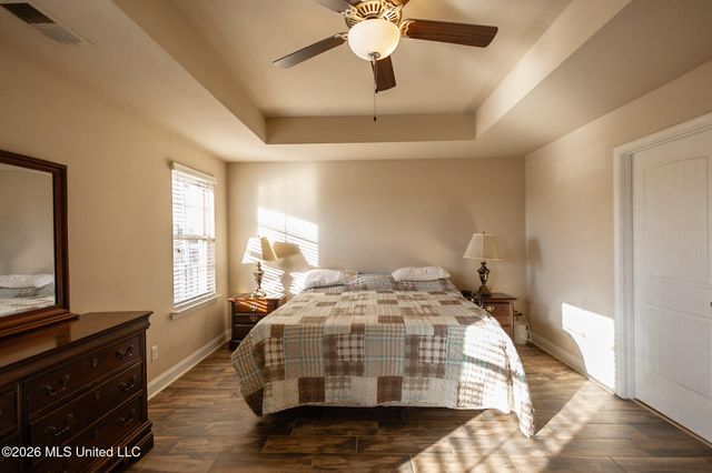 7693 W Woodridge Drive, Southaven, MS 38672