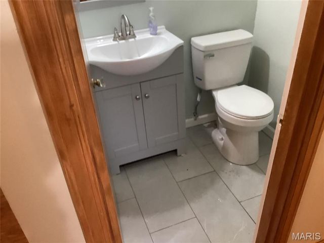 7143 Roland Blvd, Northwoods, MO 63121