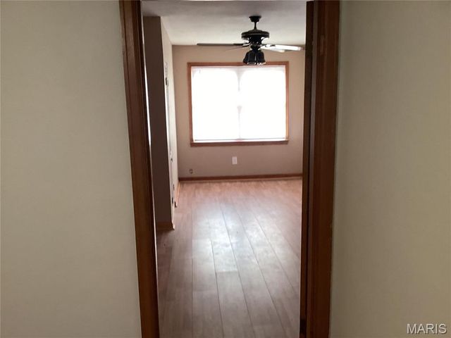 7143 Roland Blvd, Northwoods, MO 63121