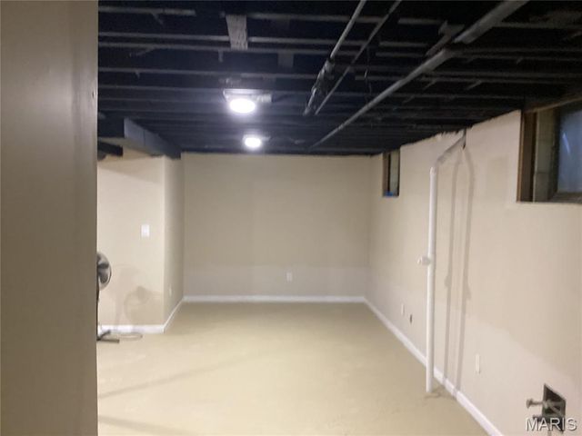 7143 Roland Blvd, Northwoods, MO 63121