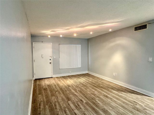 825 N PRIMROSE DRIVE 110, Orlando, FL 32803