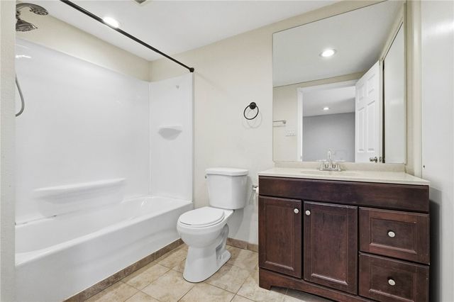 136 Dilworth St, Mt Washington, PA 15211