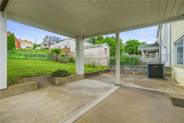 136 Dilworth St, Mt Washington, PA 15211