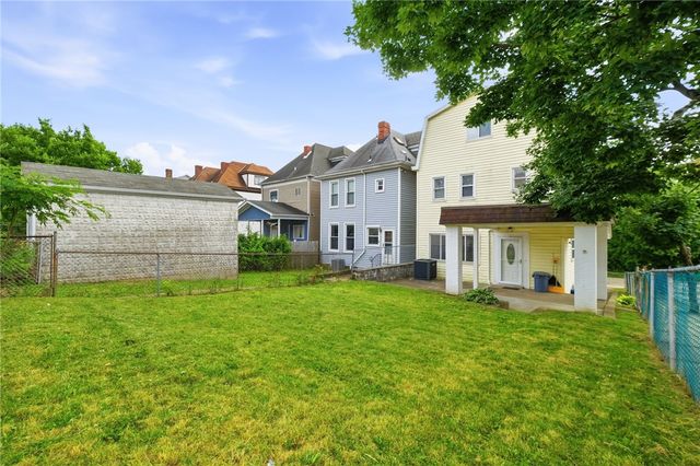 136 Dilworth St, Mt Washington, PA 15211