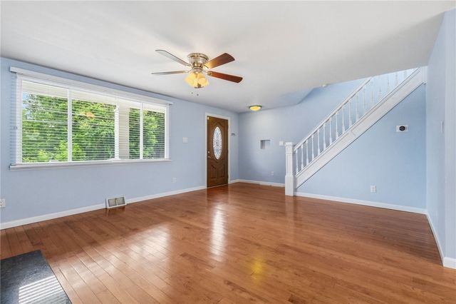 136 Dilworth St, Mt Washington, PA 15211