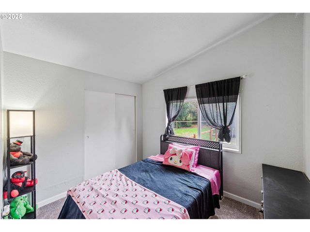 87527 RHODOWOOD Dr, Florence, OR 97439