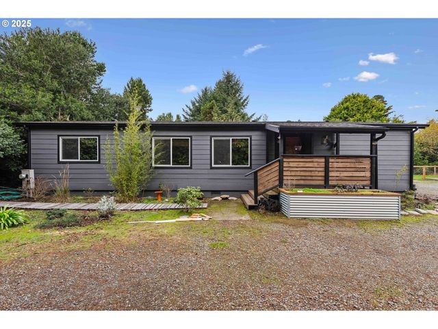 87527 RHODOWOOD Dr, Florence, OR 97439