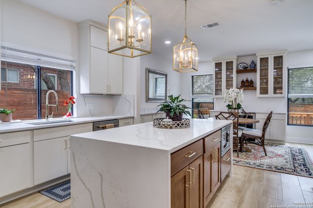 3915 Hunters Rock, San Antonio, TX 78230