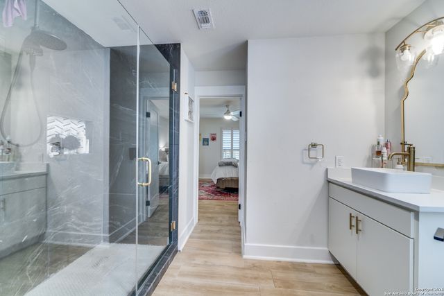 3915 Hunters Rock, San Antonio, TX 78230