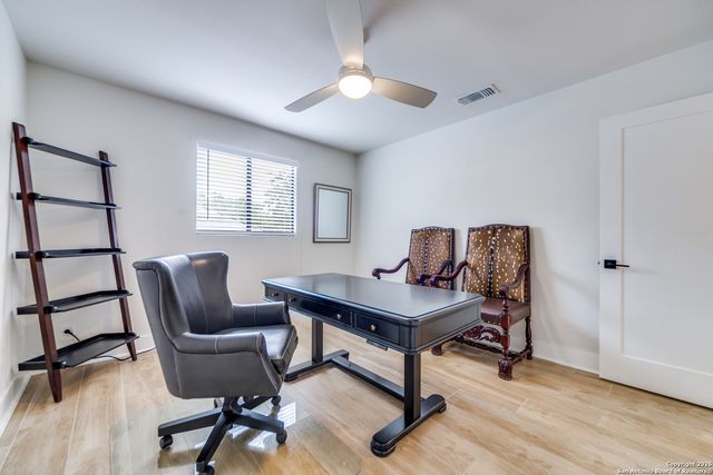 3915 Hunters Rock, San Antonio, TX 78230