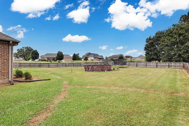 202 Plantation Drive, Mayflower, AR 72106