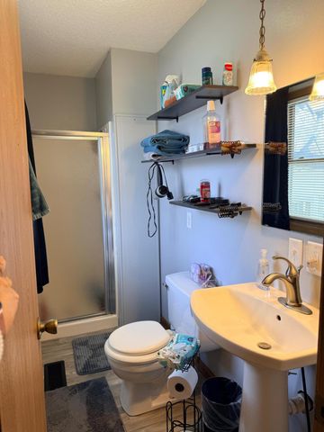 1080 N Industrial Drive, Houston, MO 65483