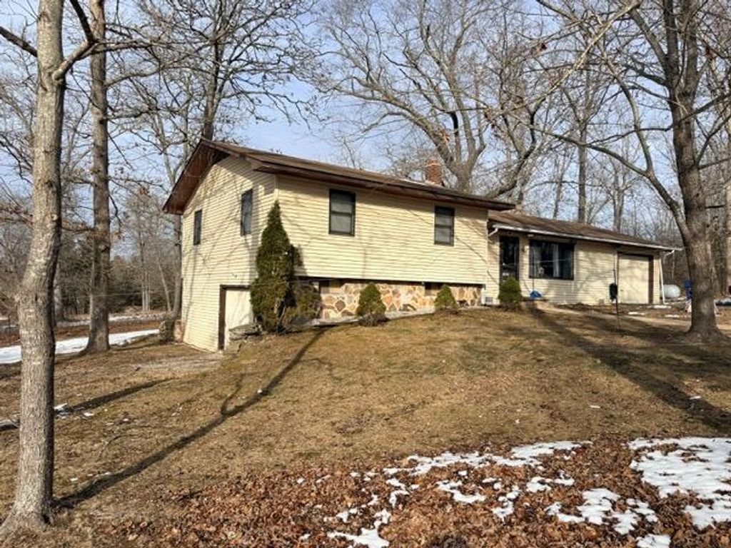 1080 N Industrial Drive, Houston, MO 65483