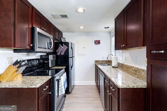 6900 Roswell Road 3E, Atlanta, GA 30328