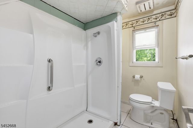 71 Center St, West Milford Twp., NJ 07480