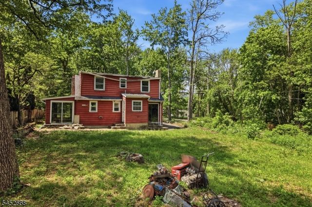 71 Center St, West Milford Twp., NJ 07480