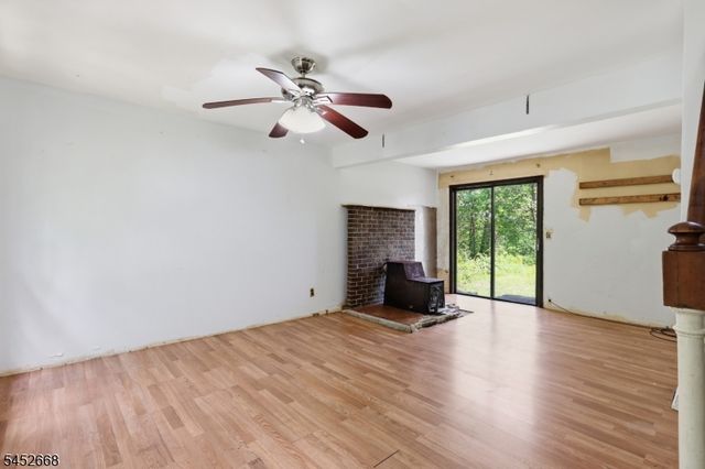 71 Center St, West Milford Twp., NJ 07480