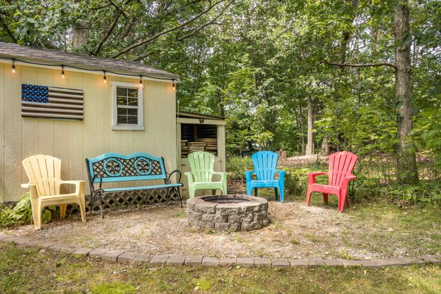 2219 Black Forest Lane, Traverse City, MI 49696