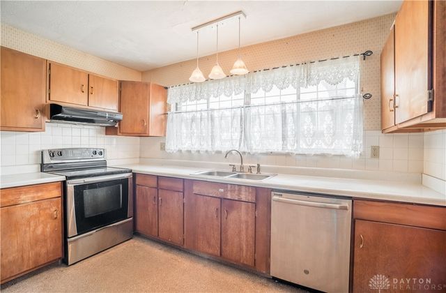 454 Goldleaf Avenue, Vandalia, OH 45377