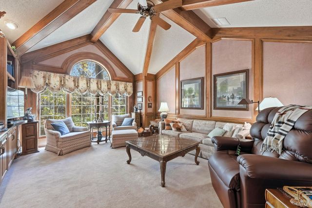 2629 Foxchase Run, Fort Wayne, IN 46825