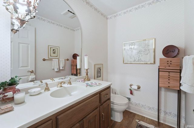 2629 Foxchase Run, Fort Wayne, IN 46825