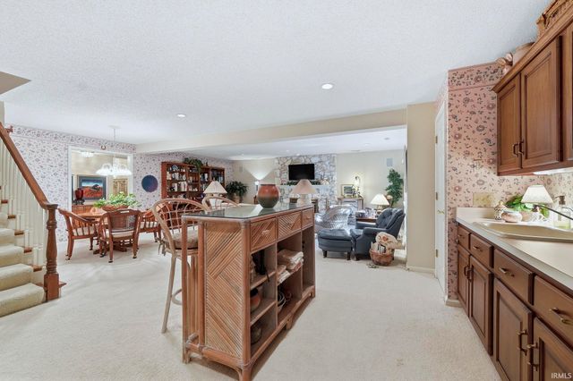 2629 Foxchase Run, Fort Wayne, IN 46825