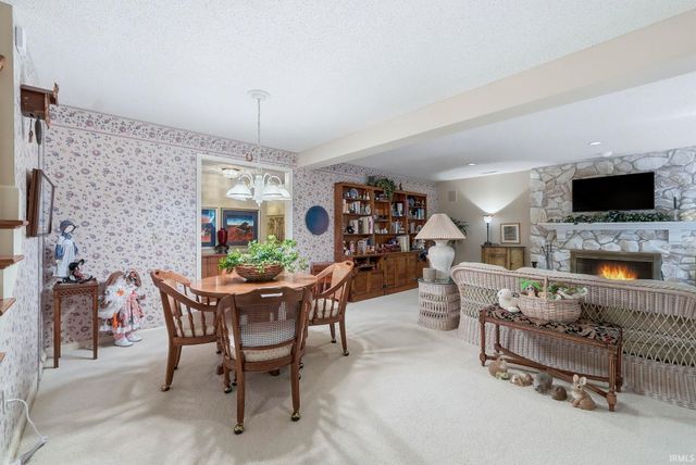 2629 Foxchase Run, Fort Wayne, IN 46825