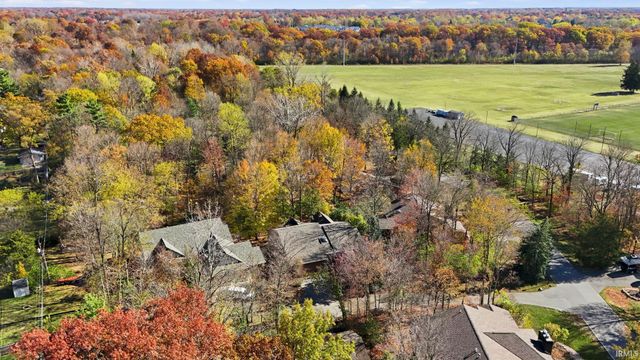 2629 Foxchase Run, Fort Wayne, IN 46825