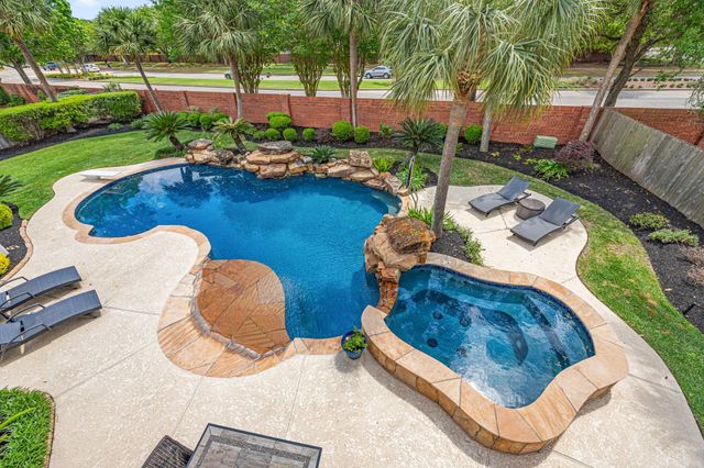 6435 Ivy Falls, Missouri City, TX 77459