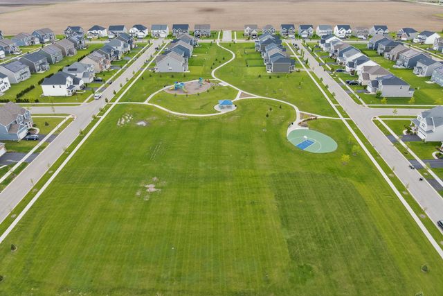 2116 Bent Grass Way, Bolingbrook, IL 60490